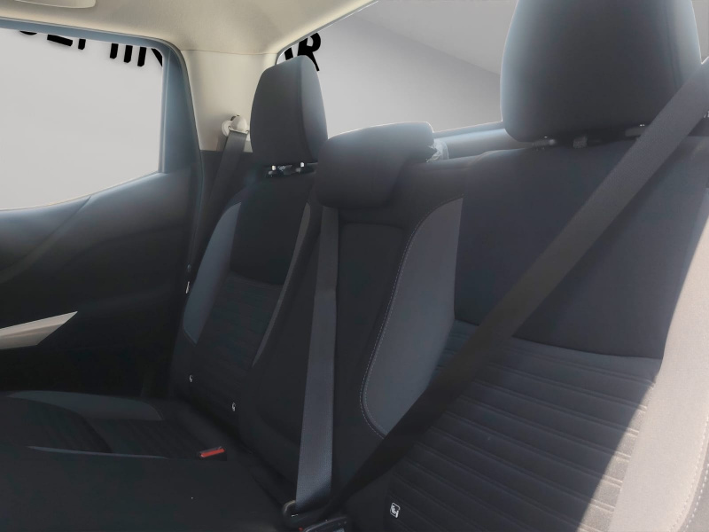 Nissan Comerciales NP300 4 pts. S, Pick-Up, Doble Cab., TM6, a/ac. 2019